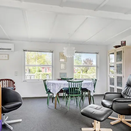 度假居 Pet Friendly In With Wifi 欧德尔